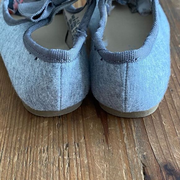 Old Navy Gray Fabric Ballet Slip On Bow Top Shoe Toddler Size 5 - Picture 5 of 11